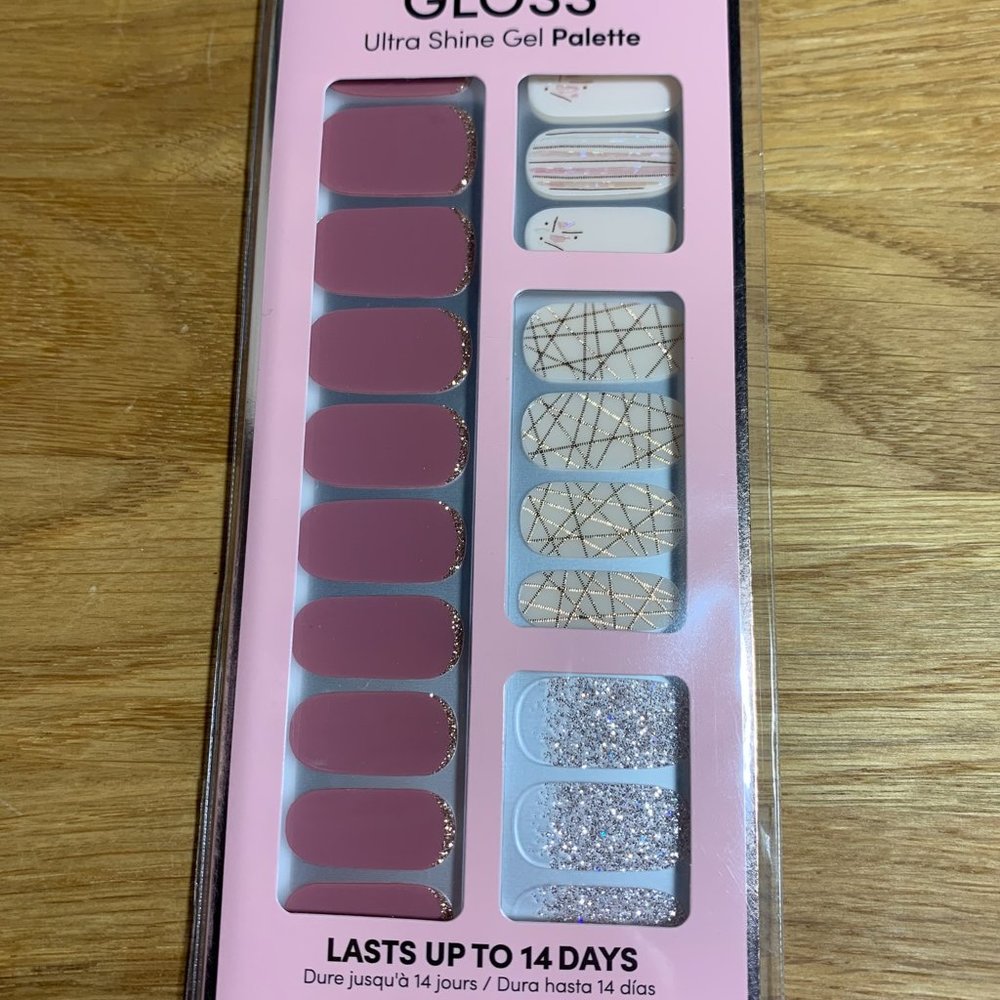 Dashing Diva Gel Nail Strips - Inside Edition